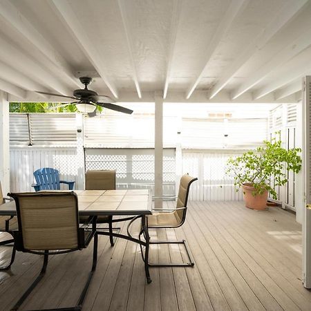Crawl To Duval W/ Hot Tub Villa คีย์เวสต์ ภายนอก รูปภาพ